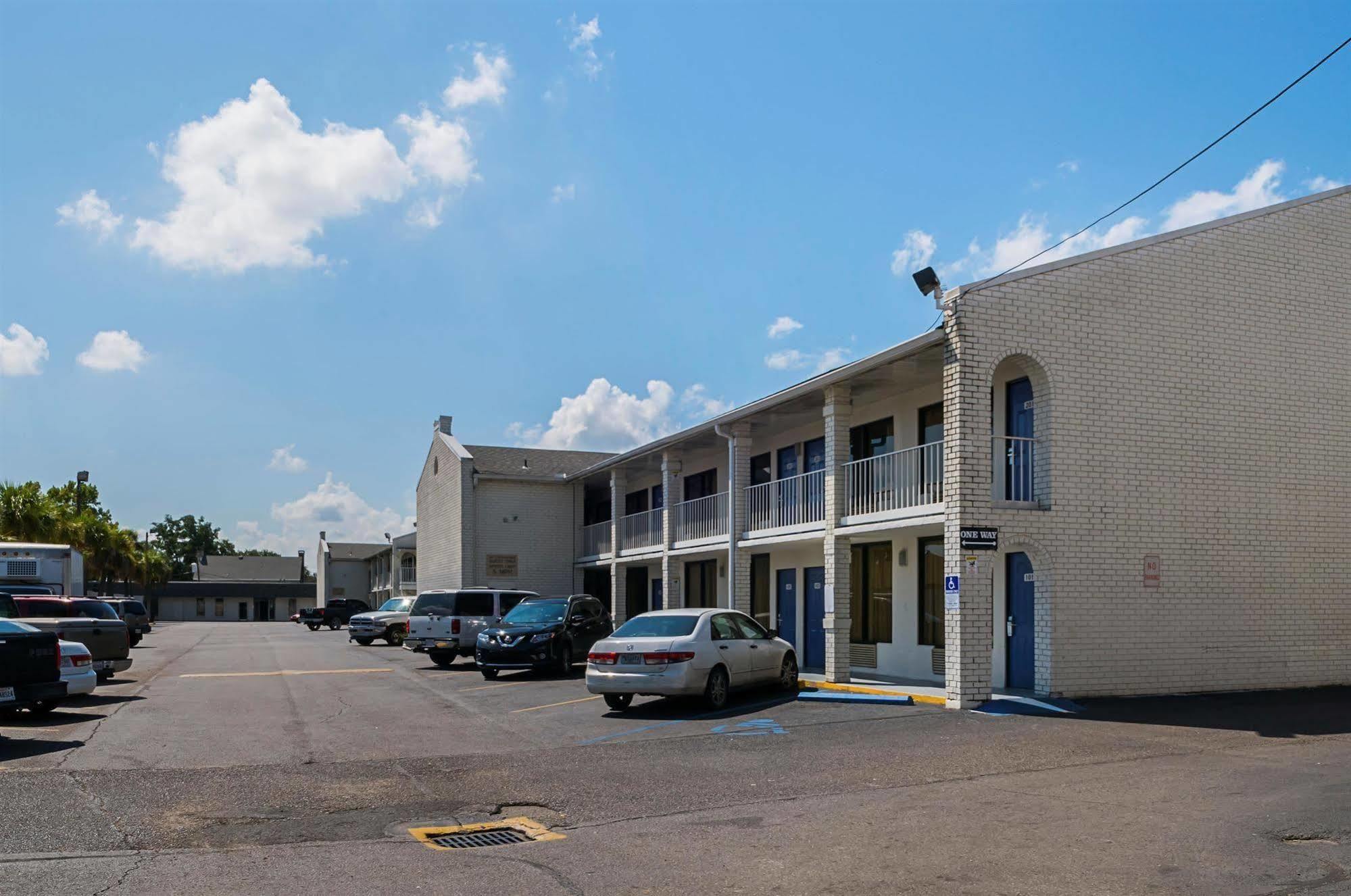 Hotel Red Roof New Orleans - Westbank Harvey
